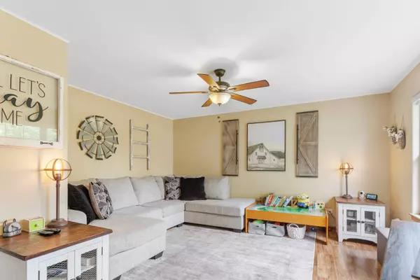 4305 Anthony LN, Plainfield, IL 60586