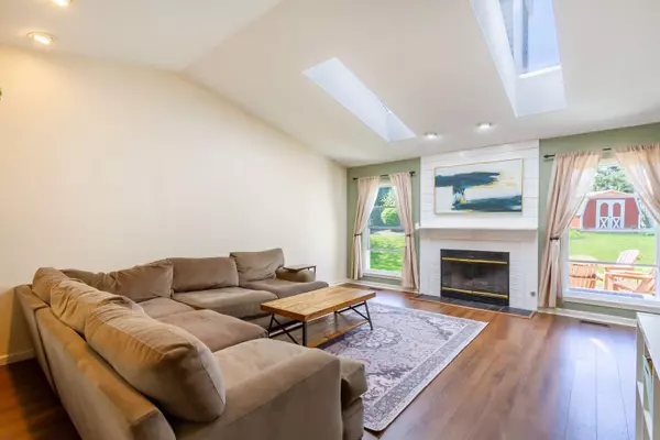 31 JEFFERSON LN, Streamwood, IL 60107