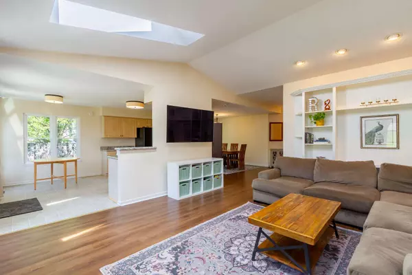 31 JEFFERSON LN, Streamwood, IL 60107