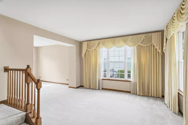 1442 Wildmint TRL, Elgin, IL 60123