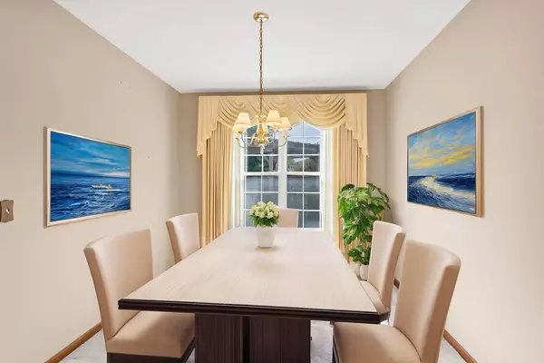 1442 Wildmint TRL, Elgin, IL 60123