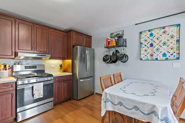 3101 Saint James ST, Rolling Meadows, IL 60008