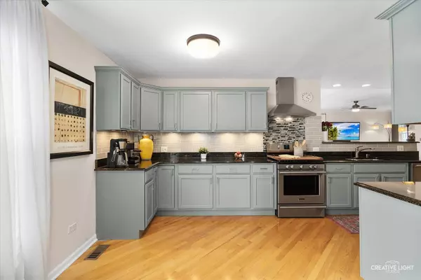 432 S Cherry ST, Itasca, IL 60143