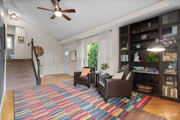 432 S Cherry ST, Itasca, IL 60143