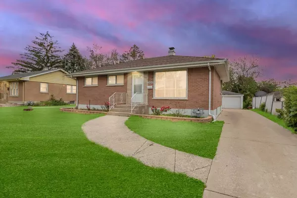 1205 N Irving AVE, Berkeley, IL 60163