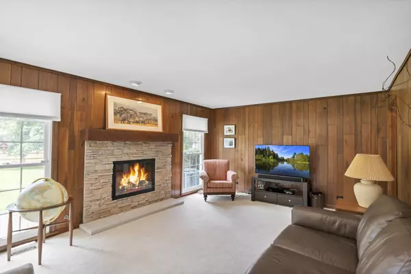 937 ORCHARD CT, Batavia, IL 60510