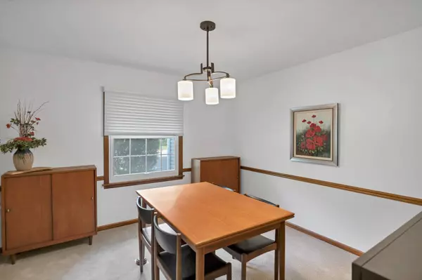 937 ORCHARD CT, Batavia, IL 60510