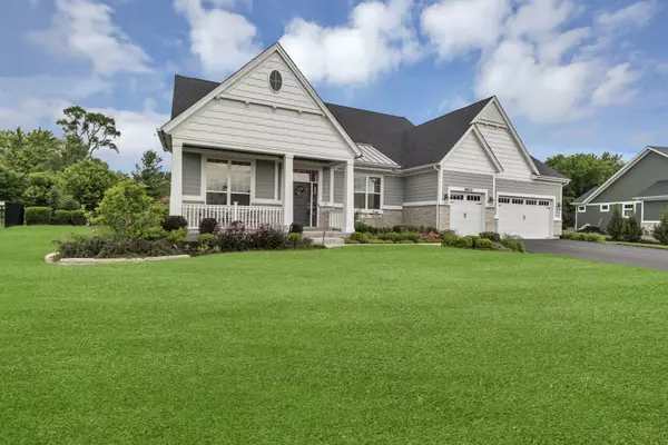 4830 Foley LN, St. Charles, IL 60174