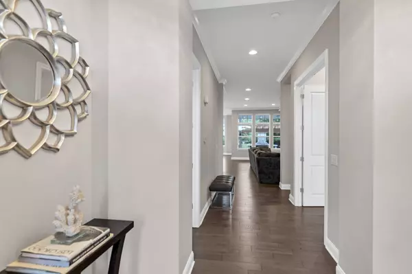 4830 Foley LN, St. Charles, IL 60174