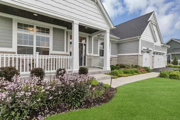 4830 Foley LN, St. Charles, IL 60174