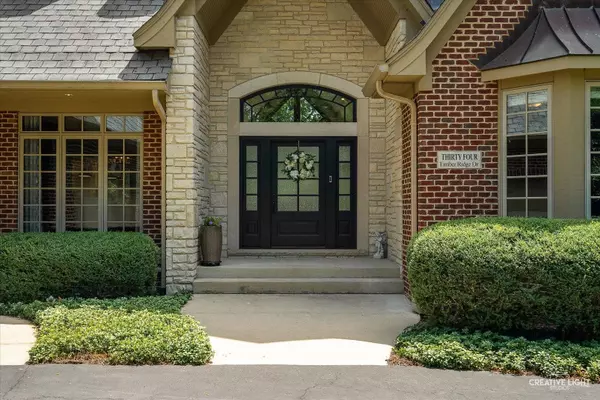 34 Timber Ridge DR, Yorkville, IL 60560