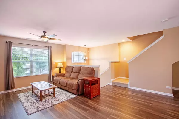 1670 Windward DR, Pingree Grove, IL 60140