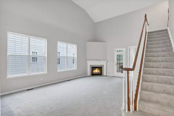 3848 Valhalla DR, Elgin, IL 60124