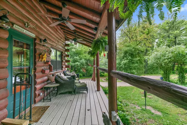 25561 S Pinewood LN, Monee, IL 60449