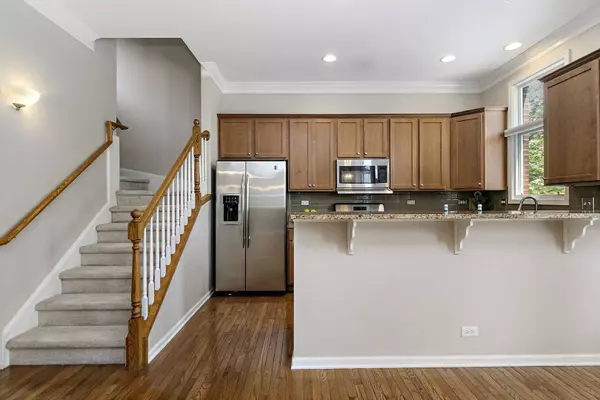 84 N Smith ST, Palatine, IL 60067