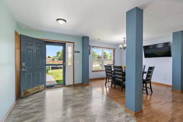 3321 Basswood RD, Dekalb, IL 60115