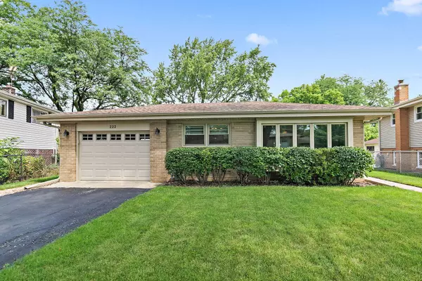222 Dulles RD, Des Plaines, IL 60016