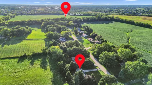 35W225 Crescent DR, Dundee, IL 60118