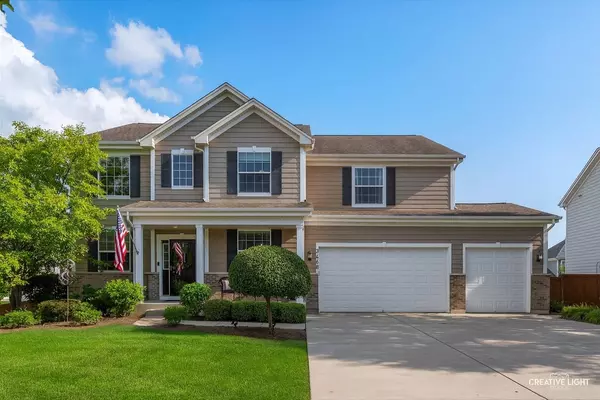 3468 Gallant Fox DR, Elgin, IL 60124