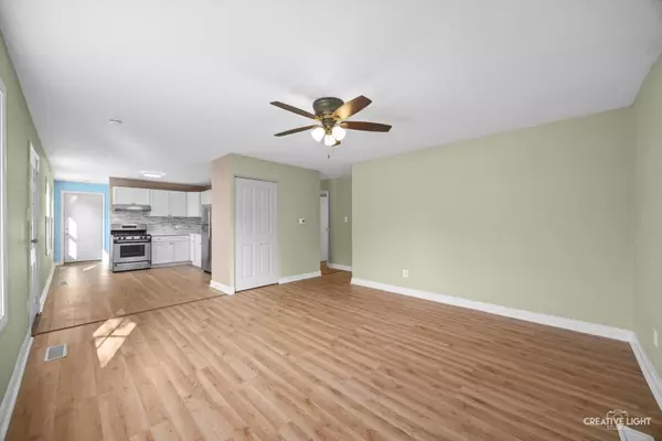 1806 E Sauk TRL, Sauk Village, IL 60411