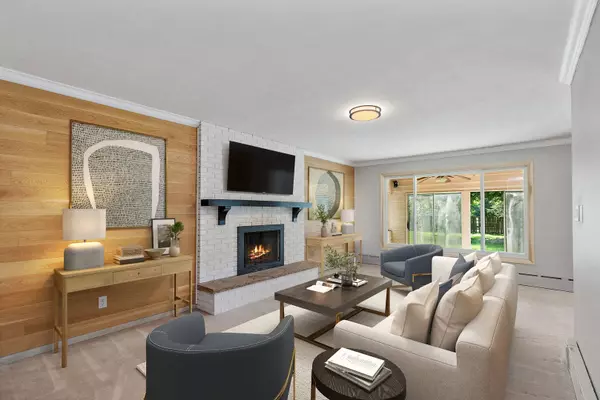 3011 S 4th ST, Dekalb, IL 60115