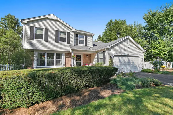 27W250 Birch ST, Winfield, IL 60190