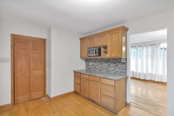 21130 Kildare AVE, Matteson, IL 60443