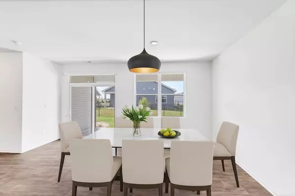 918 Plateau DR, Pingree Grove, IL 60140