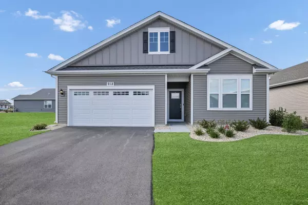 918 Plateau DR, Pingree Grove, IL 60140