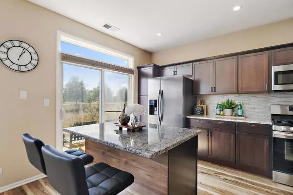 24037 W Pear Tree CIR, Plainfield, IL 60585