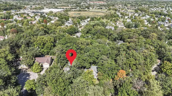 6 Dartmouth CT, Streamwood, IL 60107