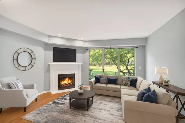 1300 Cranbrook DR #1300, Schaumburg, IL 60193