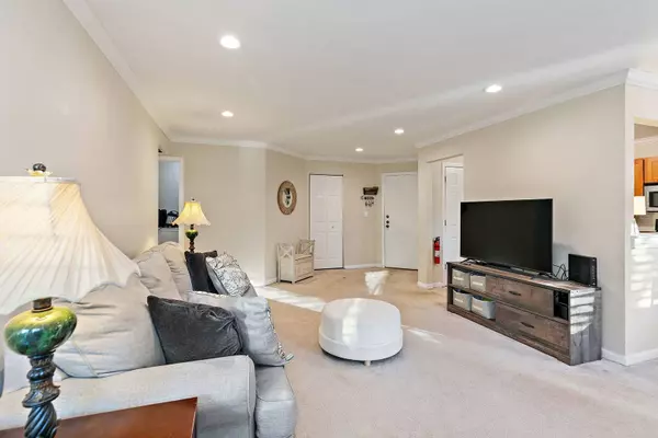 Schaumburg, IL 60194