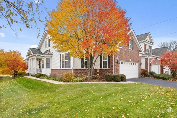 1039 Riviera DR #1039, Elgin, IL 60124