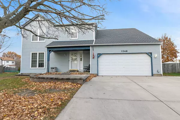 1340 Nantucket CT, Carol Stream, IL 60188