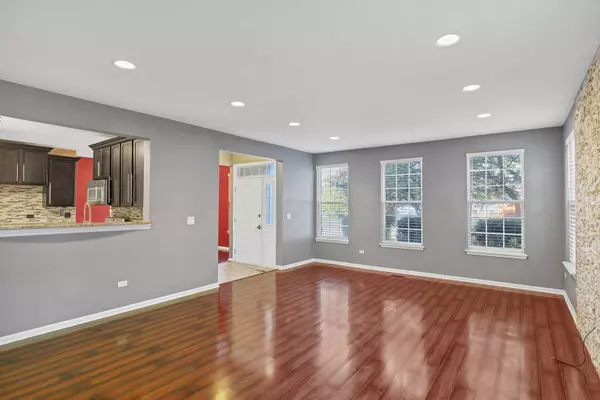 1949 Blackberry LN #1949, Hoffman Estates, IL 60169