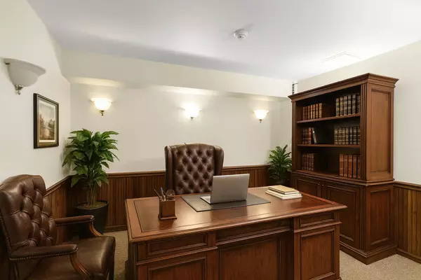 278 N State ST, Hampshire, IL 60140