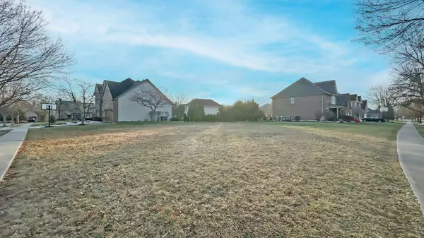 610 Reserve LN, Joliet, IL 60431