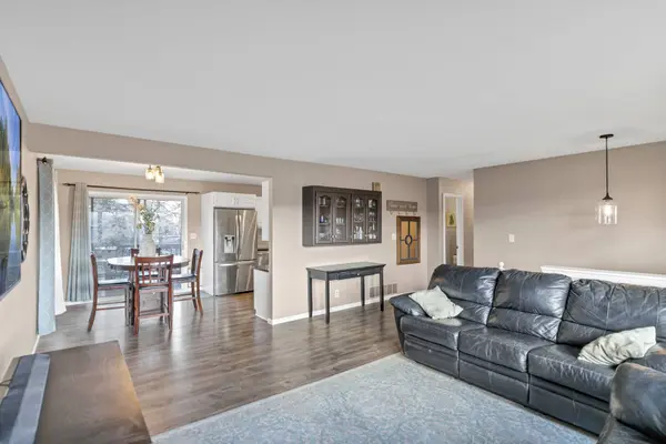 103 Fir ST, Lake In The Hills, IL 60156