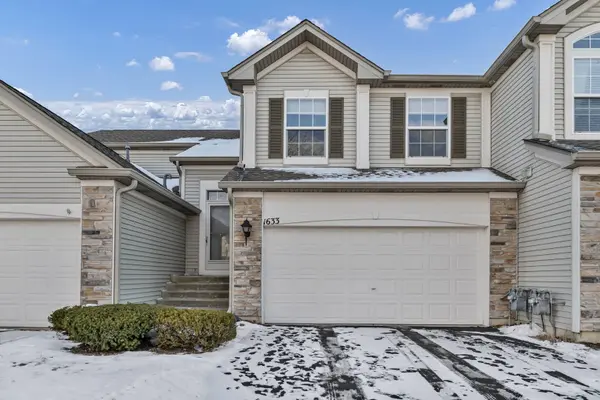 1633 Fredericksburg LN #1633, Aurora, IL 60503