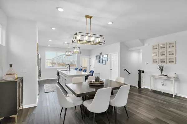 3209 Trillium CIR, Rolling Meadows, IL 60008