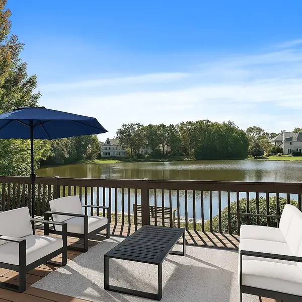 1548 Wood Creek TRL, Bartlett, IL 60103