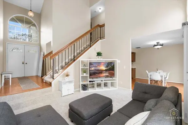 616 Manomet CT, Schaumburg, IL 60173