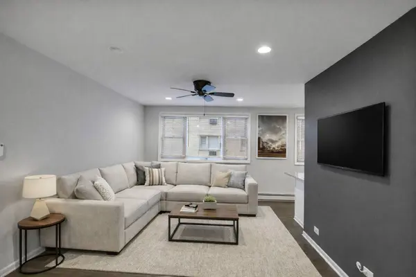 7840 W North AVE #4E, Elmwood Park, IL 60707