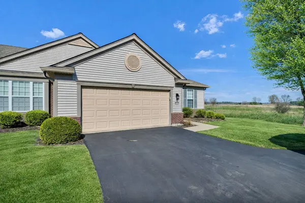 11268 Bellflower LN, Huntley, IL 60142