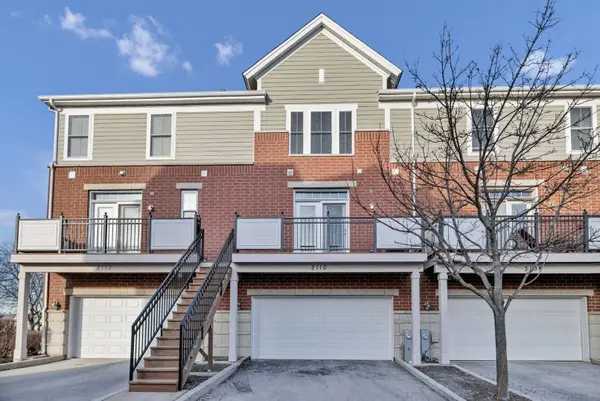 2110 S Crambourne WAY, Arlington Heights, IL 60005