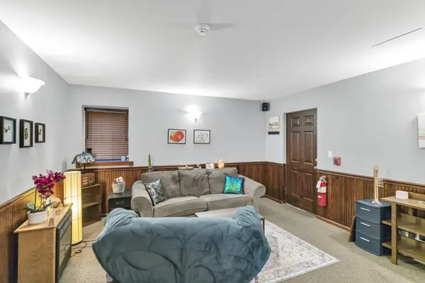 278 N State ST, Hampshire, IL 60140