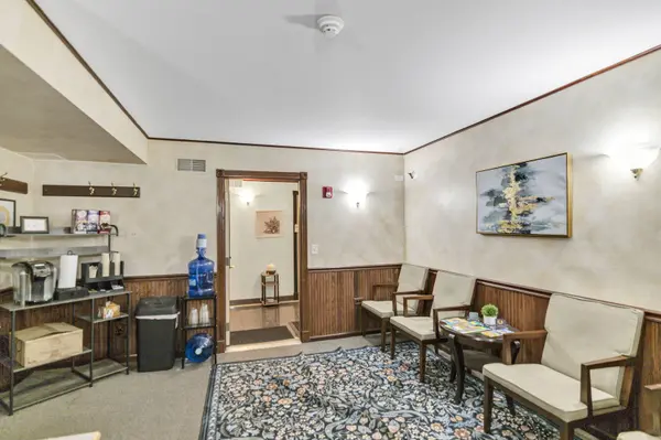 278 N State ST, Hampshire, IL 60140