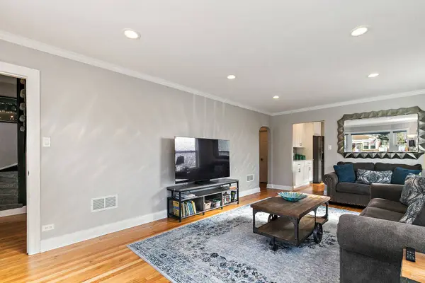 2627 Clarke ST, River Grove, IL 60171