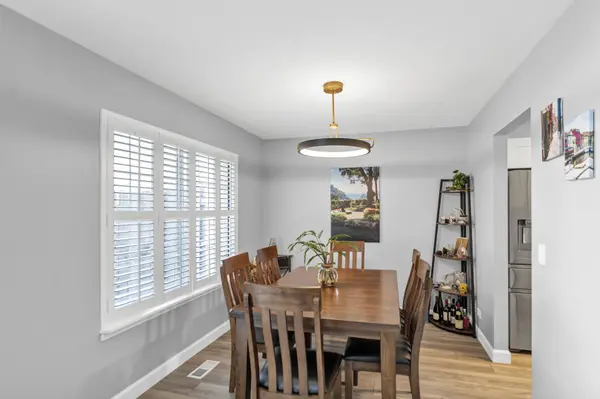 270 Woodstone CIR, Buffalo Grove, IL 60089